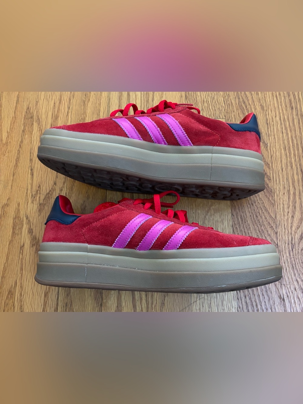 Adidas Gazelle Sneakers Women’s 8.5 Red/Pink/Blue Platform Suede JH9665 Shoe - Picture 2 of 7